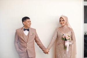 dela astri profile icon