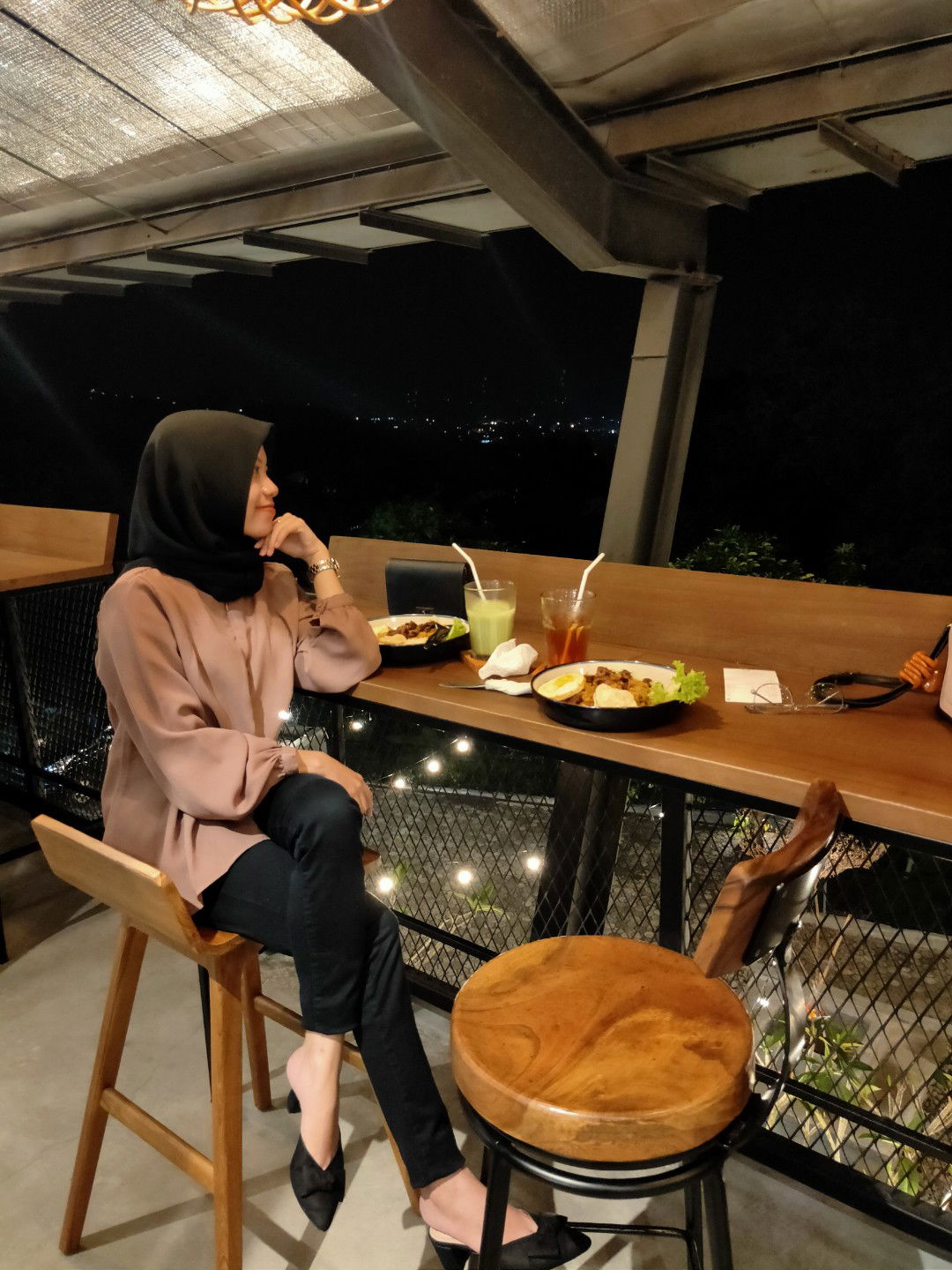 Dian Hartini profile icon