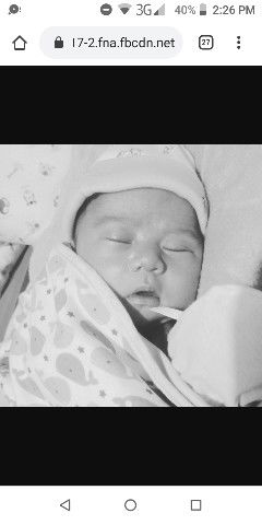 Q U E E N I E profile icon