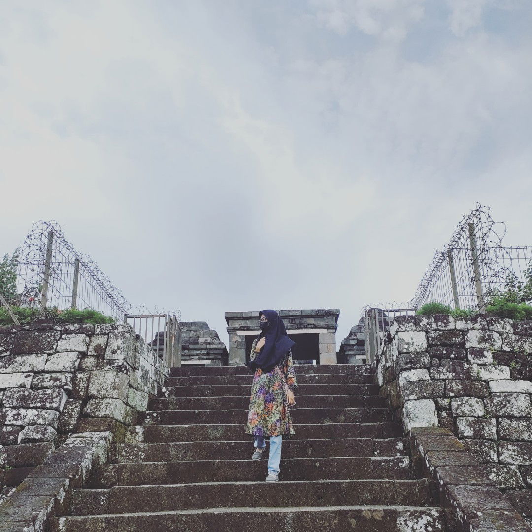 Elok Fatma profile icon