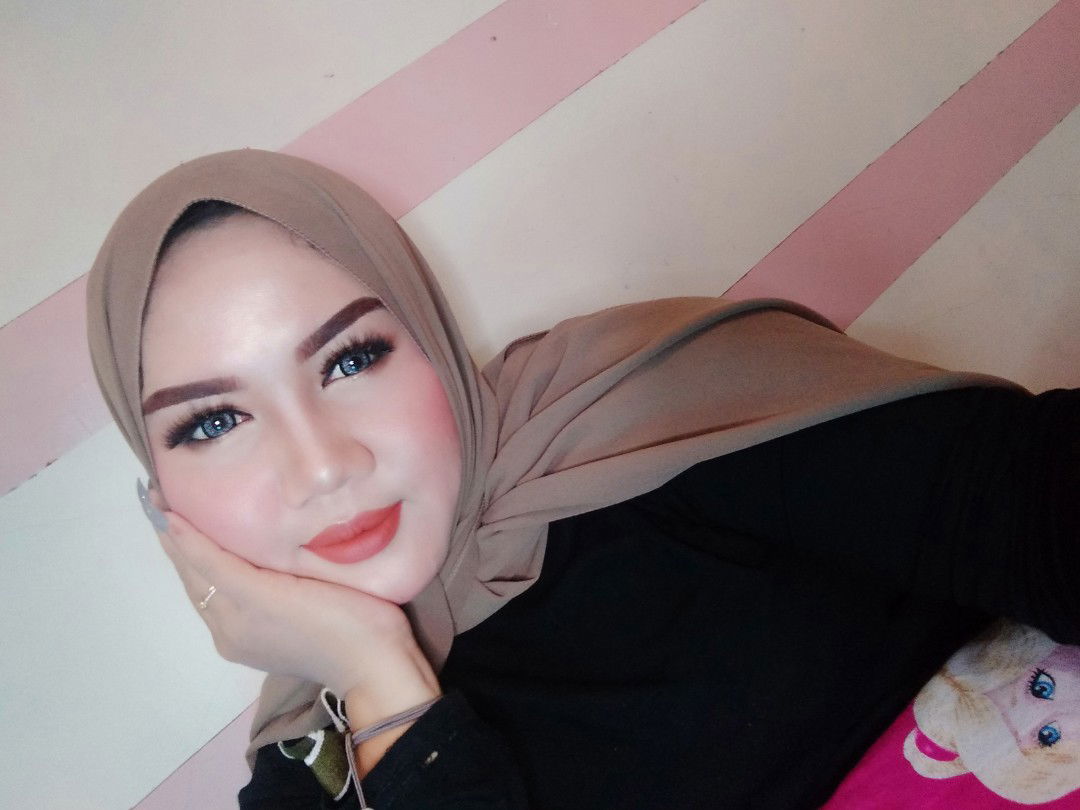 Hanni Apha profile icon