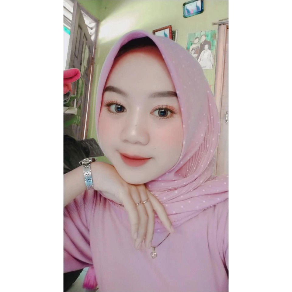 Euis Rosita profile icon