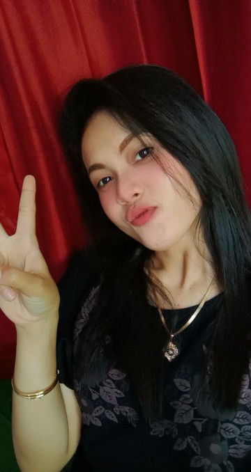 Desy Ambarnia profile icon