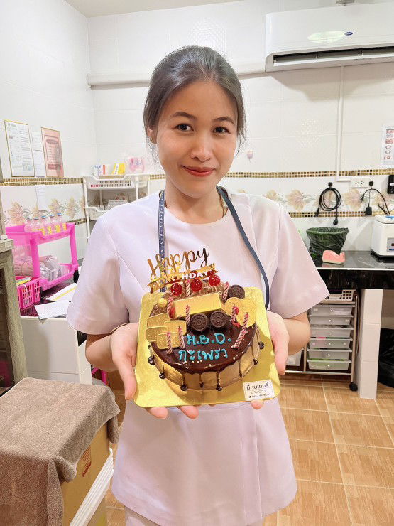 thanyarat​ profile icon