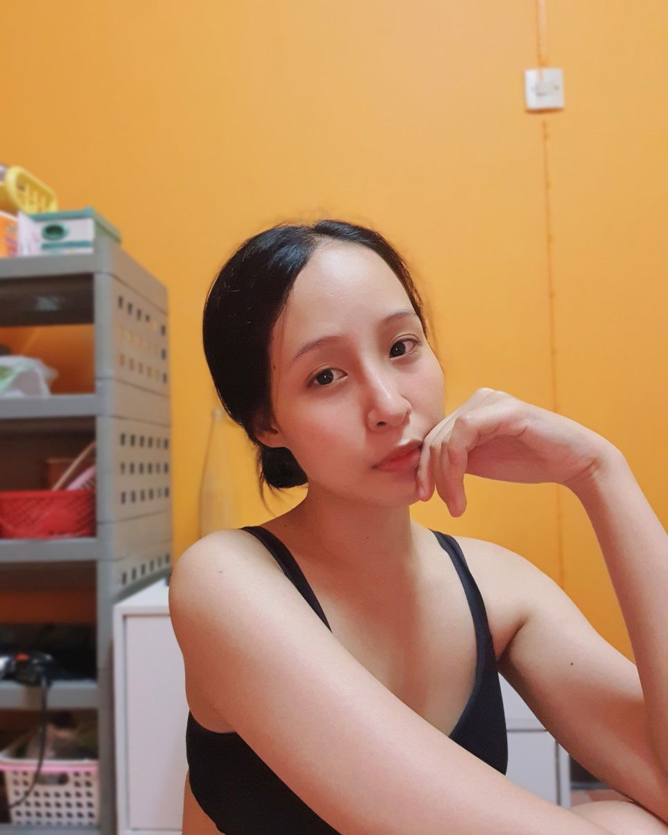 Nadia Tw profile icon