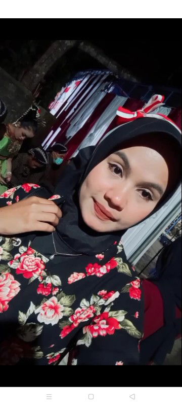 Sulistya Wati profile icon