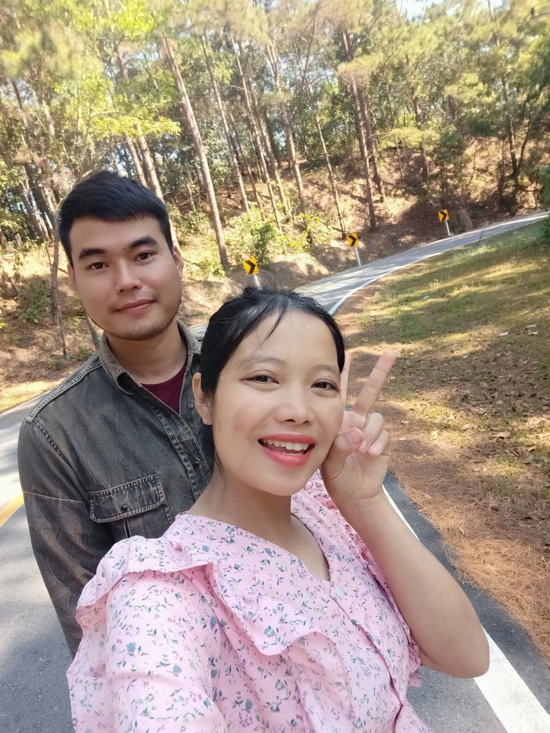 view ' Phacharat profile icon