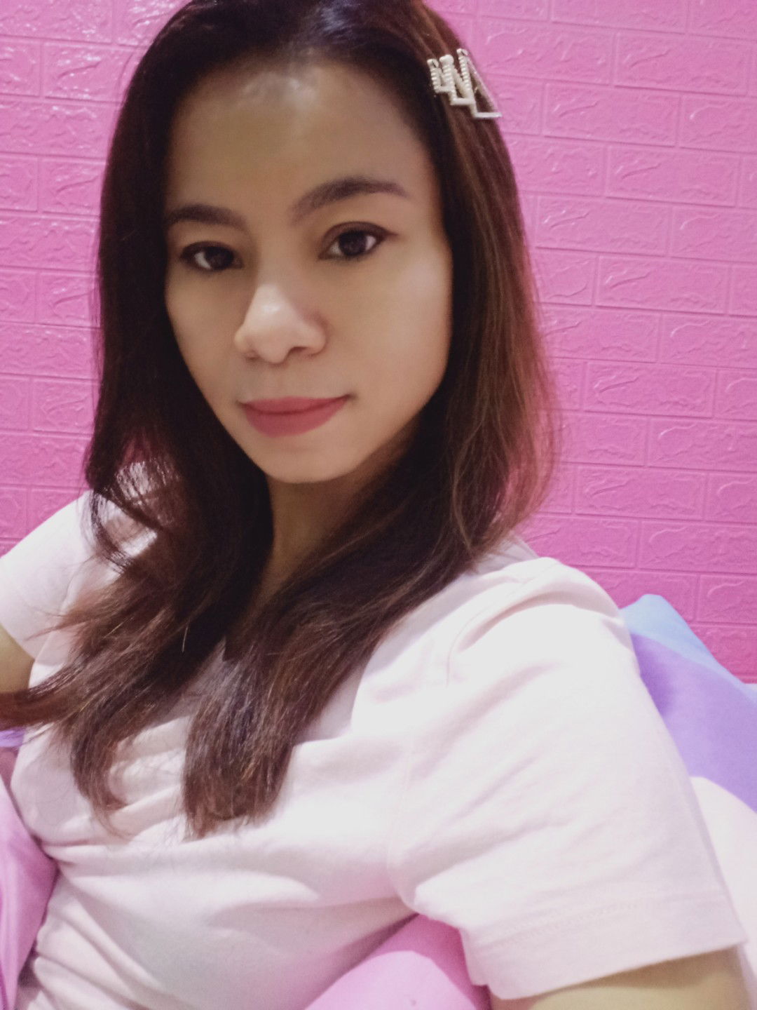 Yemima Sri Wahyuni profile icon