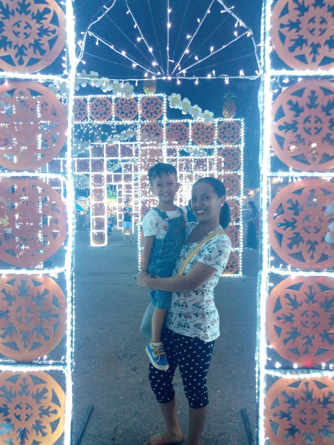 Rowena Nival Laurente profile icon