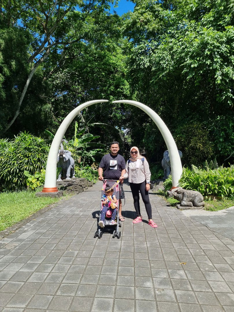 nina yunita profile icon