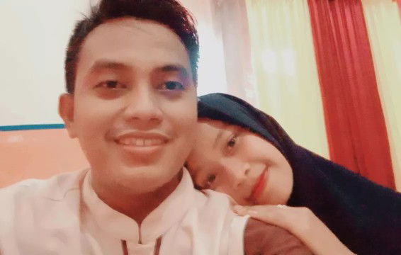 Meli Awaliyah profile icon