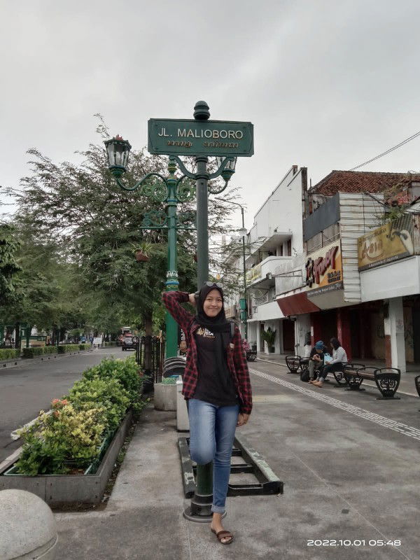 Fitriaa profile icon