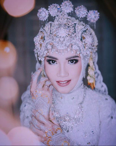 Iis Sobariah profile icon