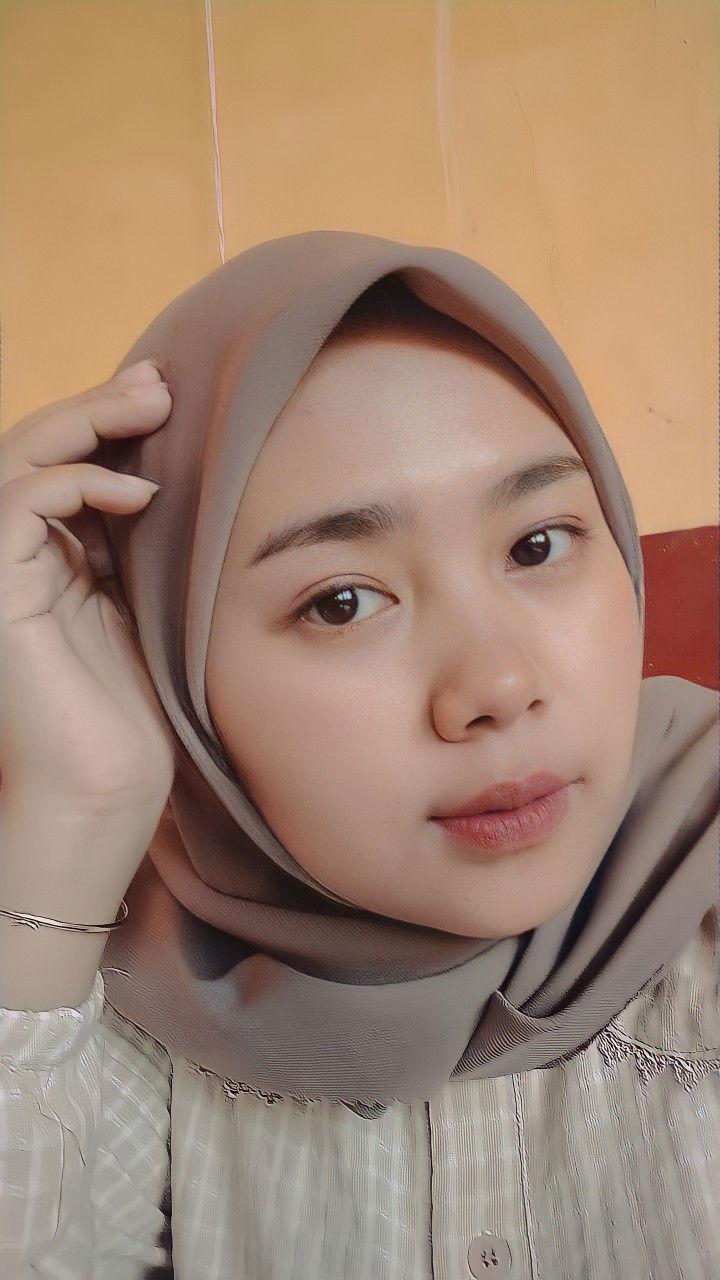 Sintia Lestari profile icon