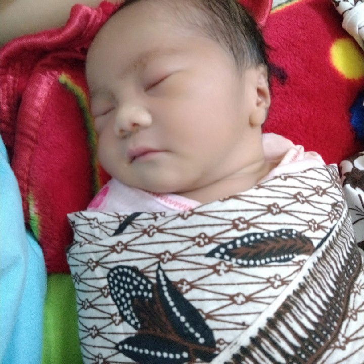 Alhamdullilah telah lahir putra pertamaku di UK 38w5d