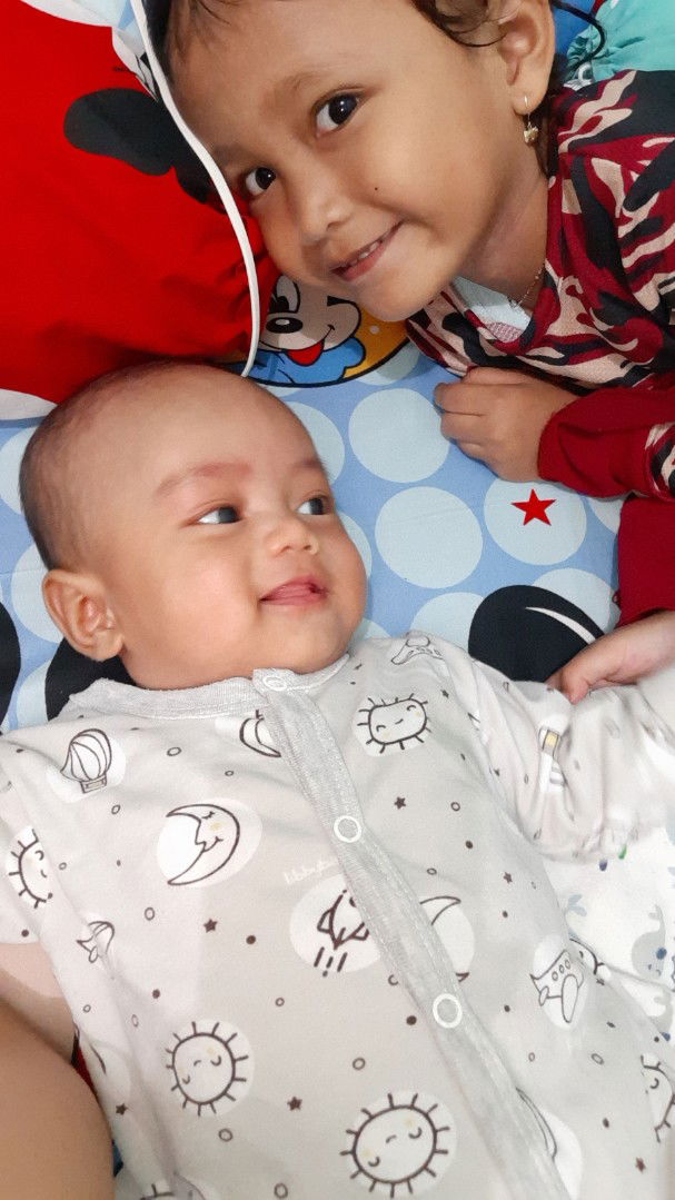 puri fitriana profile icon