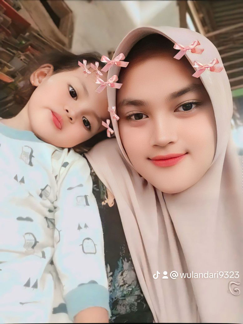 TRIAS YONAR WULANDARI profile icon