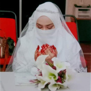 Lyss Surani profile icon