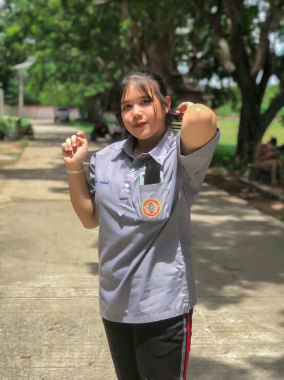 Aom Chiranan profile icon