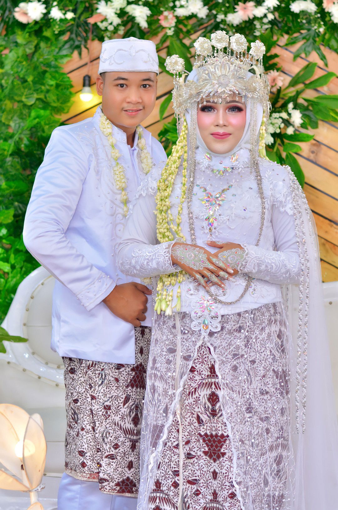 raniafriani profile icon