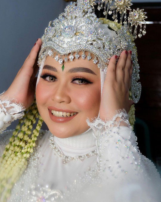 isti dalilah profile icon