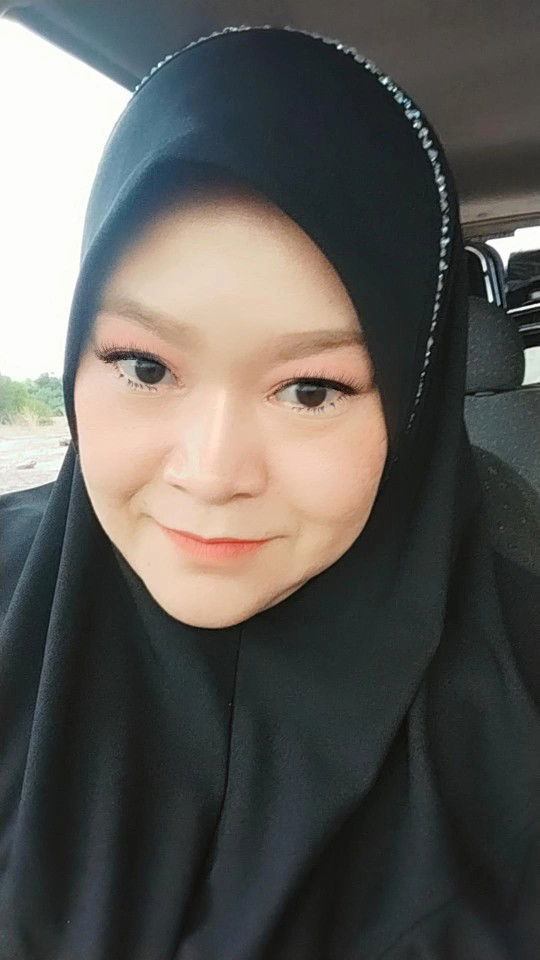 Azura Razali profile icon