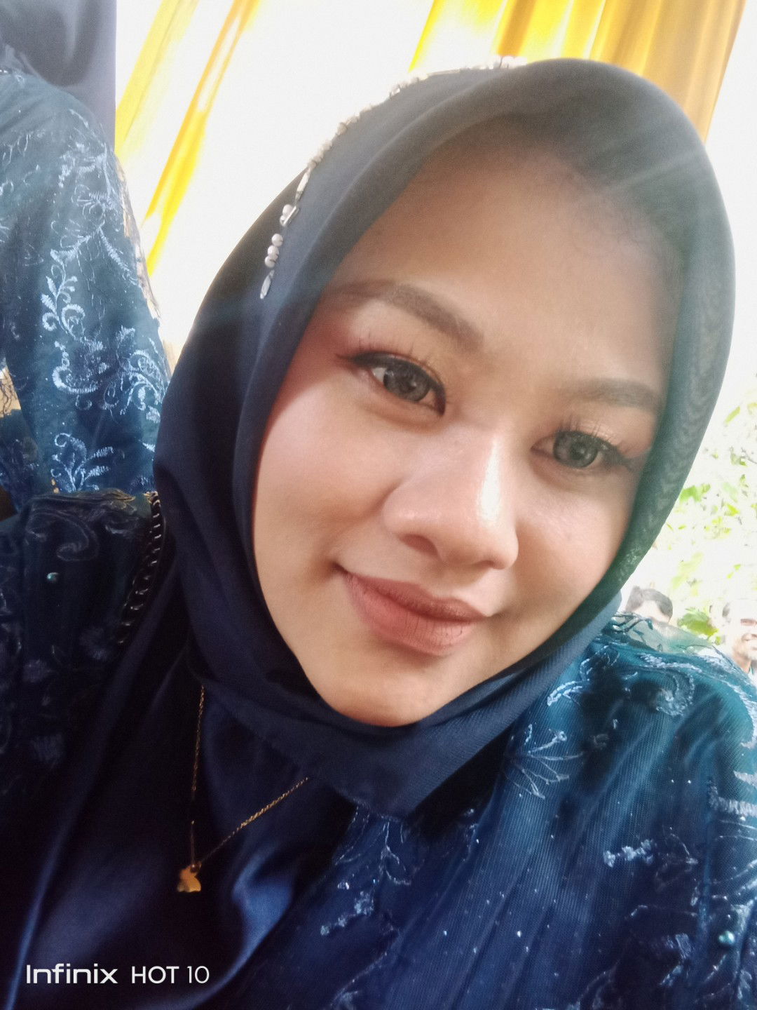 non isventi eriska profile icon