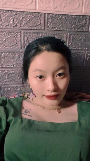 Đặng Khánh Vy profile icon