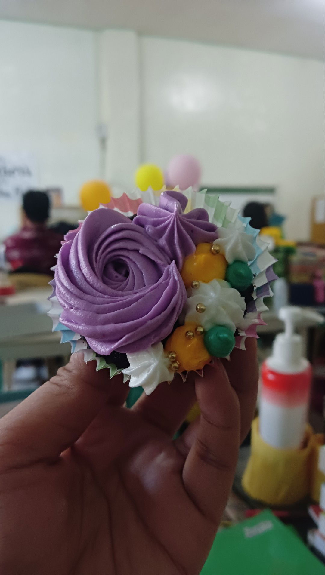 Cessy De Vera profile icon