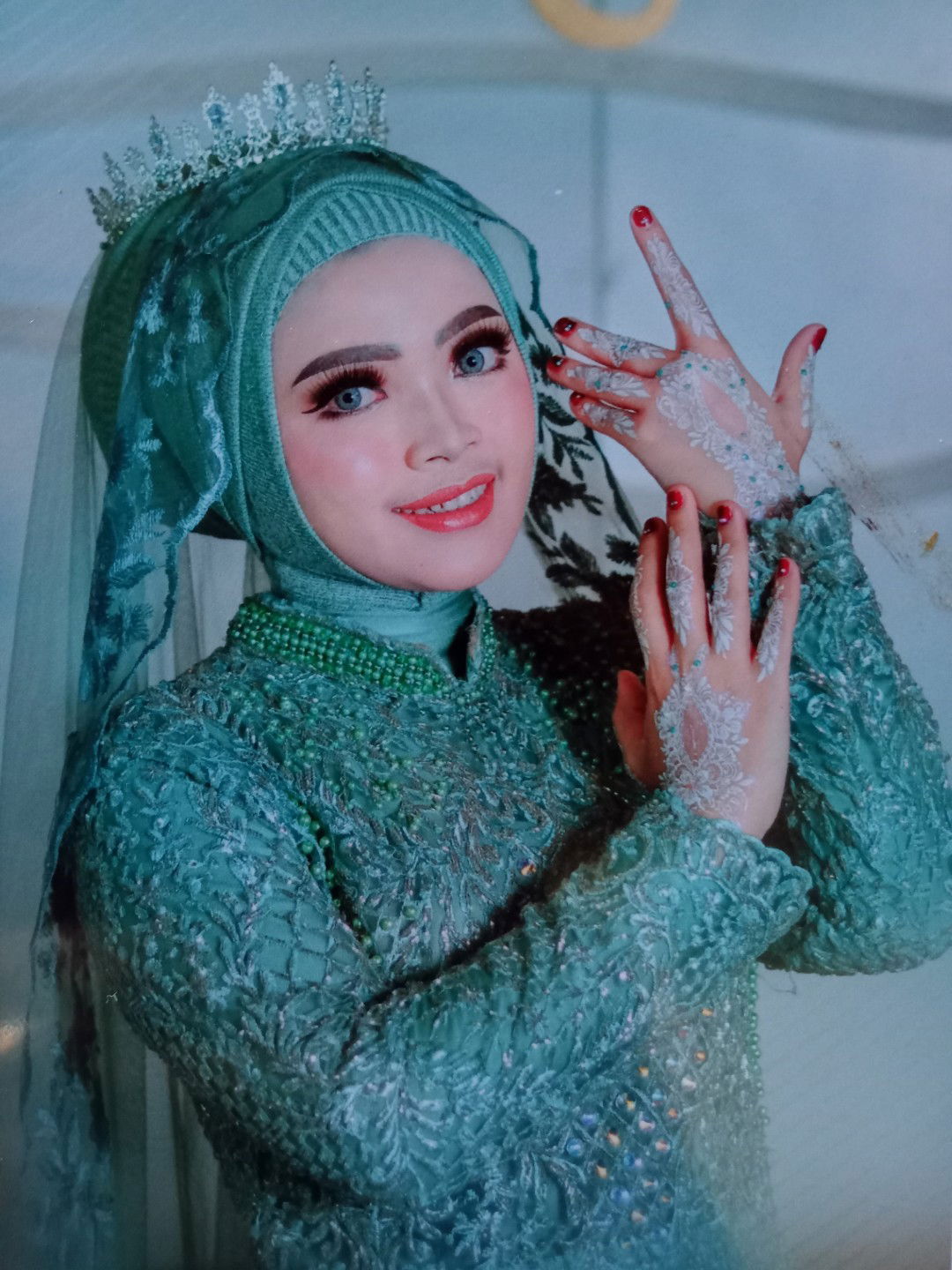 Reni Safitri profile icon