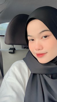 nur saadiah profile icon