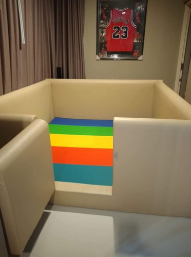 คอกกั้นเด็กพร้อมเบาะลองคลาน สนใจสอบถามได้จร้า??