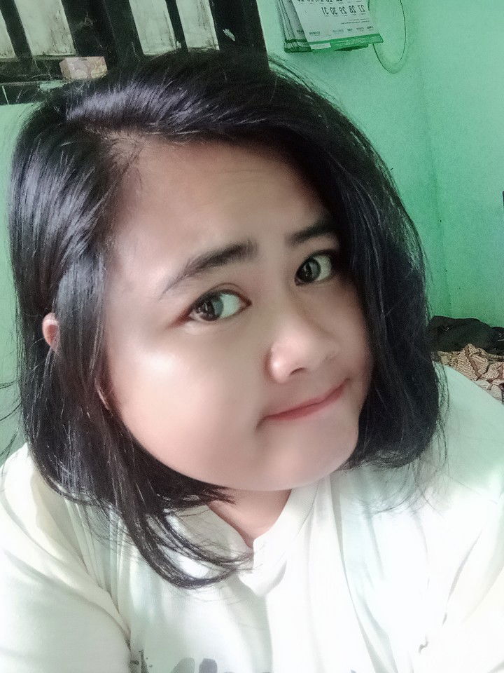 Dwi Utari profile icon