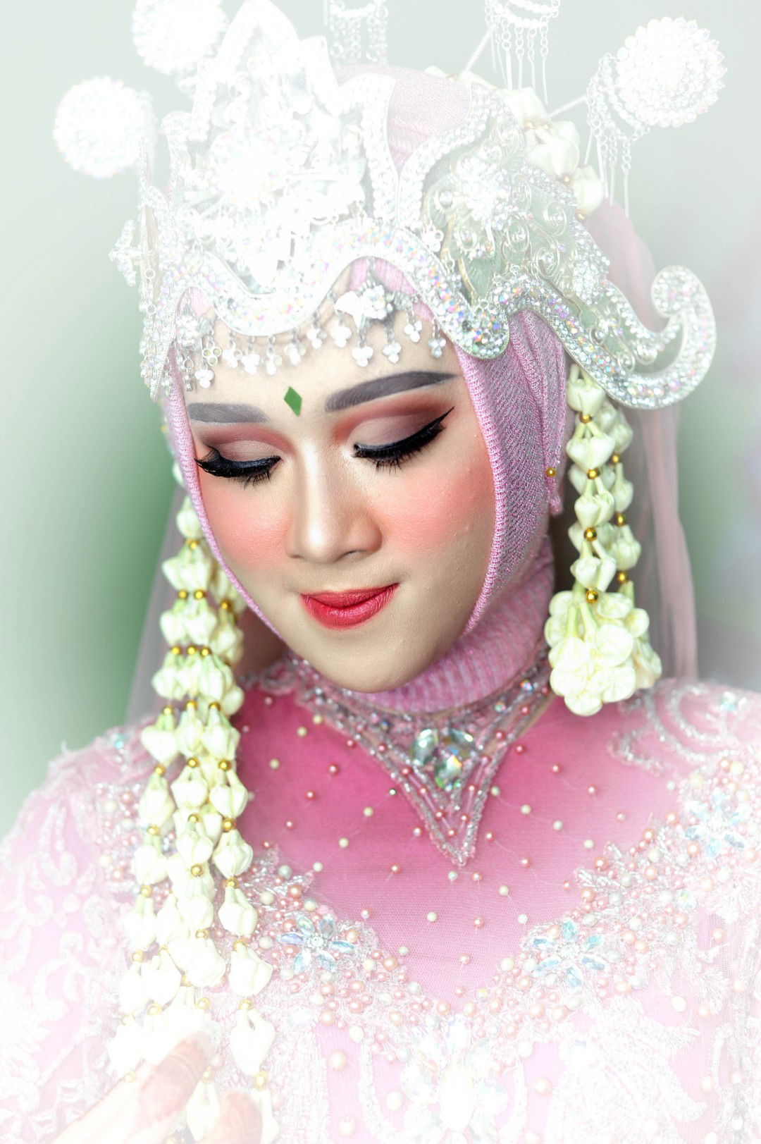 Nia Fitri profile icon