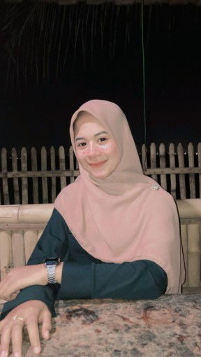 Shinta Dewi profile icon