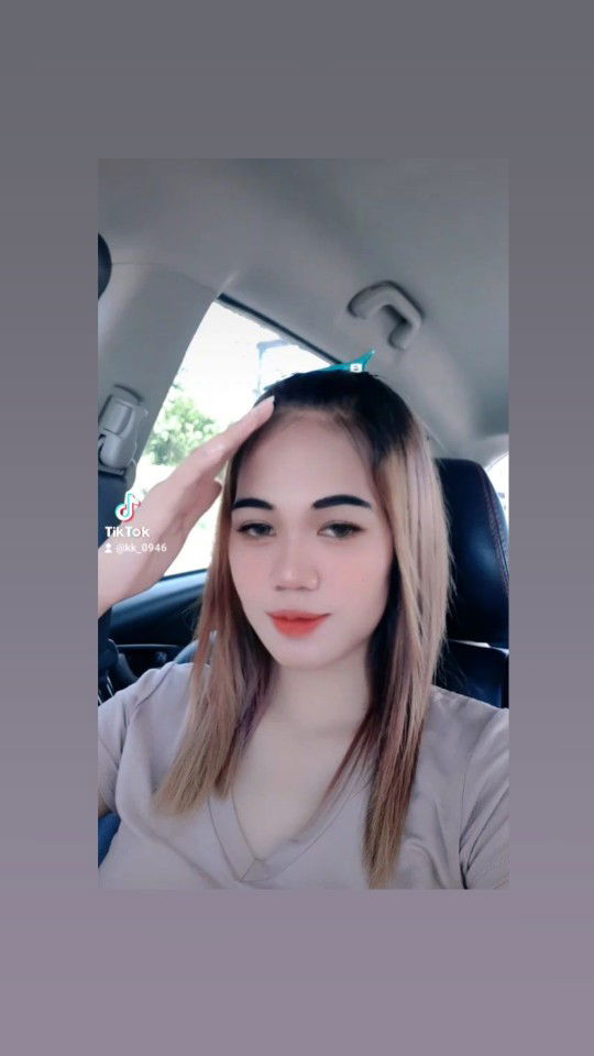 เมย์' พล๋อย profile icon