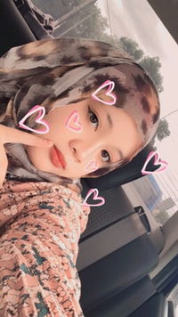 Amira Nazira profile icon