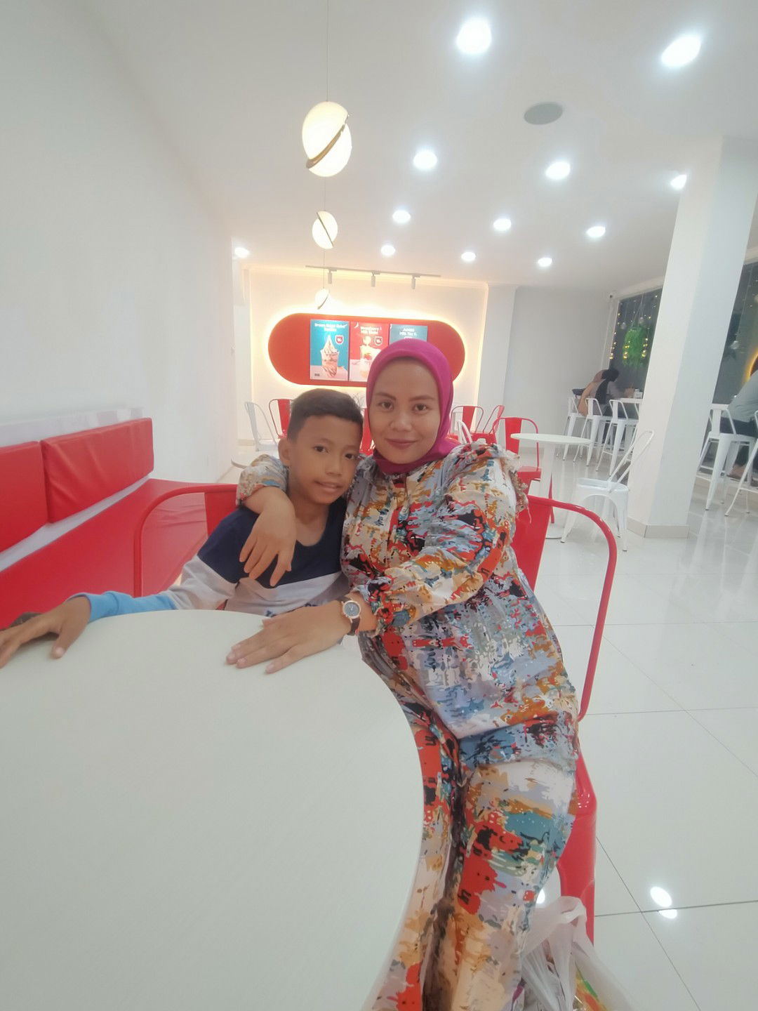 Rizki Rahmawati profile icon