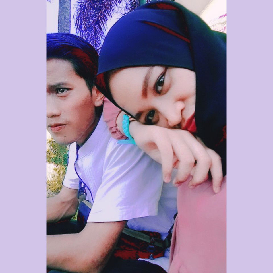 Yeni apriani profile icon