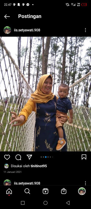 Iis Setyawati profile icon