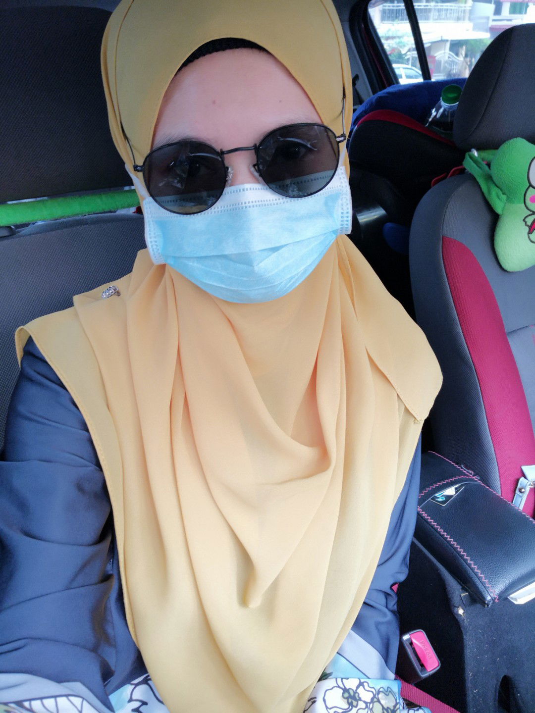 Nadia Yussuf profile icon