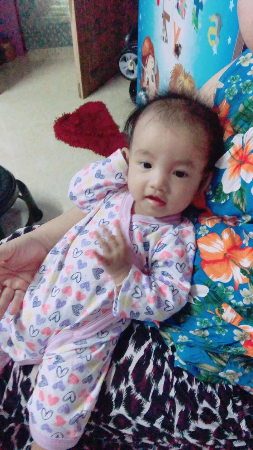 น้องกินน้อย