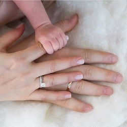 SimplyRose profile icon