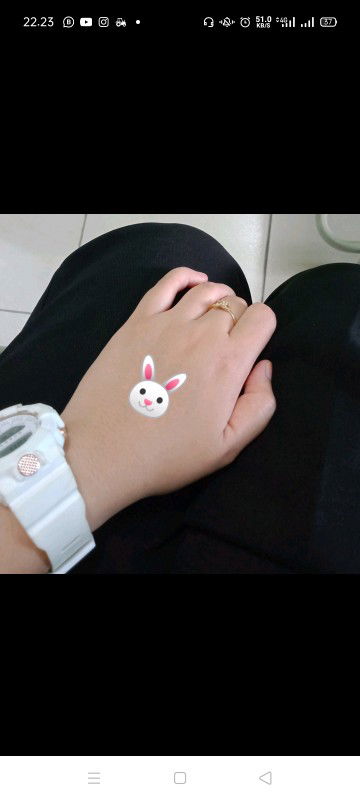 Indah Sari profile icon