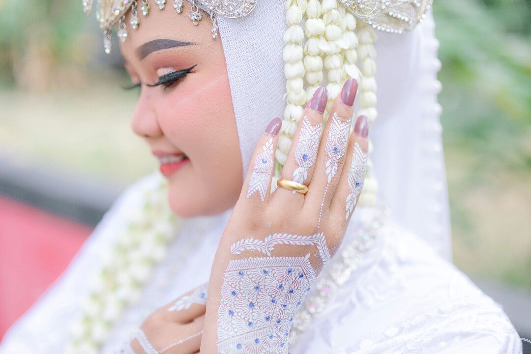 Bella Monica profile icon