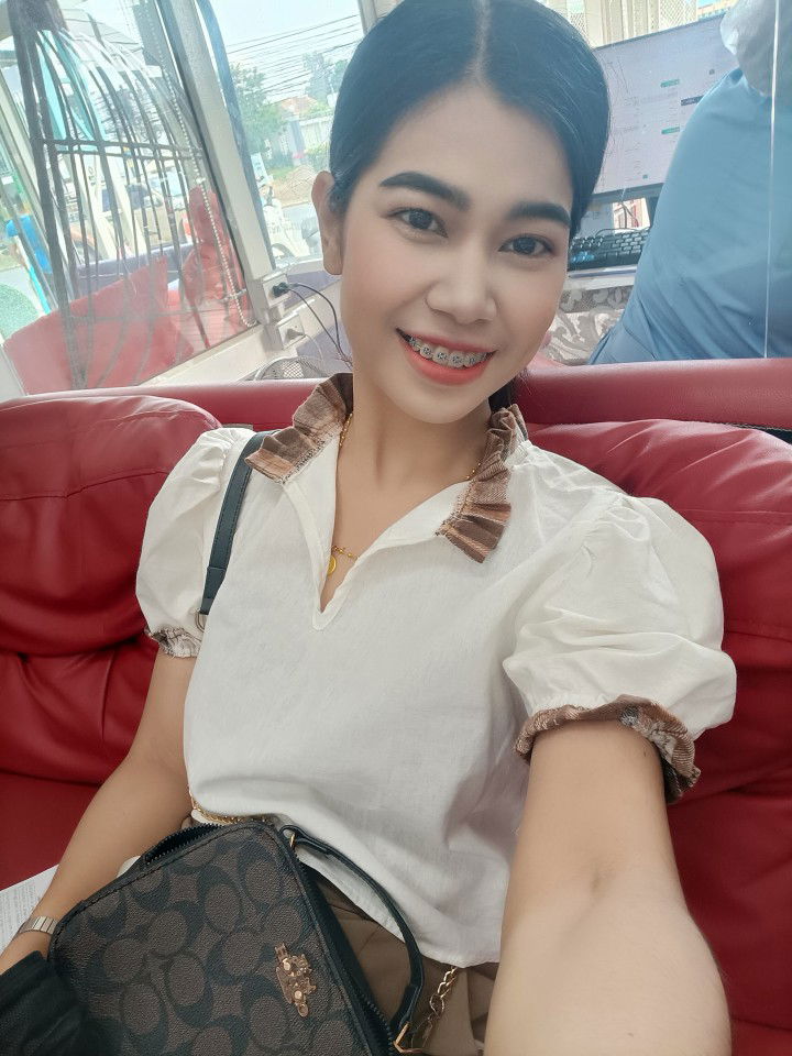 B-bum Love profile icon