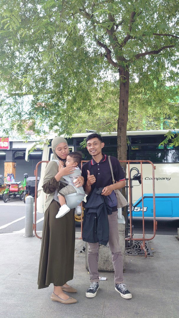 Ayu Mawarni profile icon