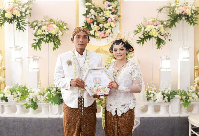 yunita dwi setianingrum profile icon