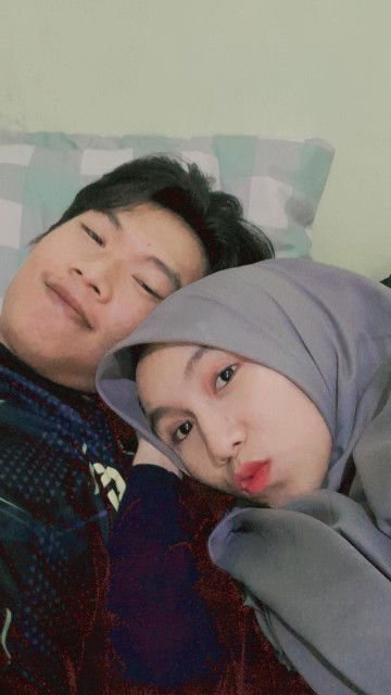 Santi oktaviani profile icon