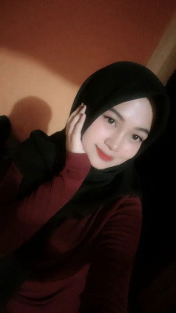 Lily Sovia profile icon